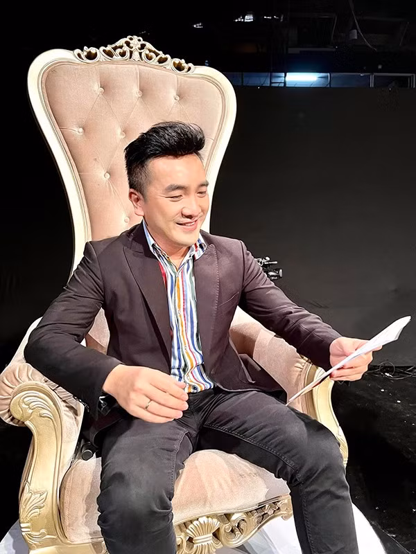 Dương Ngọc Thái và cuộc sống bình yên bên vợ đẹp, con ngoan - Hình 4 Duong Ngoc Thai va cuoc song binh yen ben vo dep, con ngoan-Hinh-4