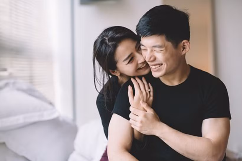 Vo chong song xa nhau va 7 loi ich mang lai