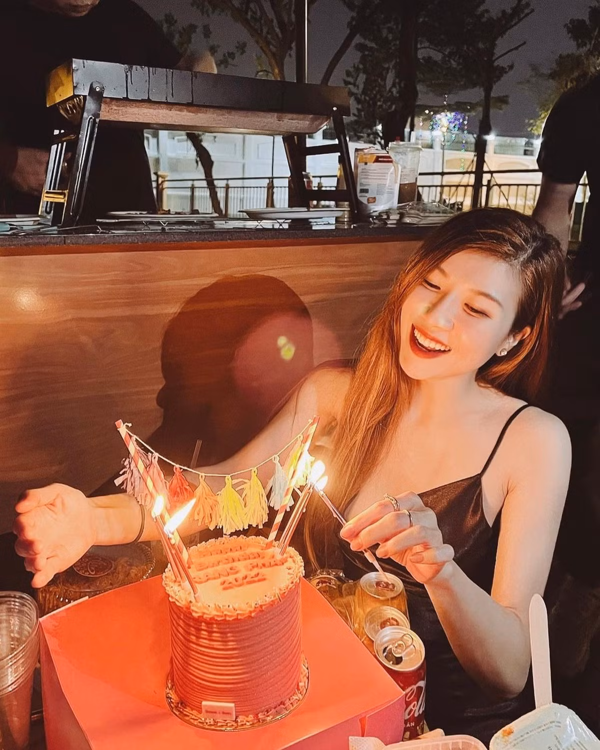 Hau chia tay, Trang Phap 35 tuoi van nong bong va kin tieng-Hinh-13