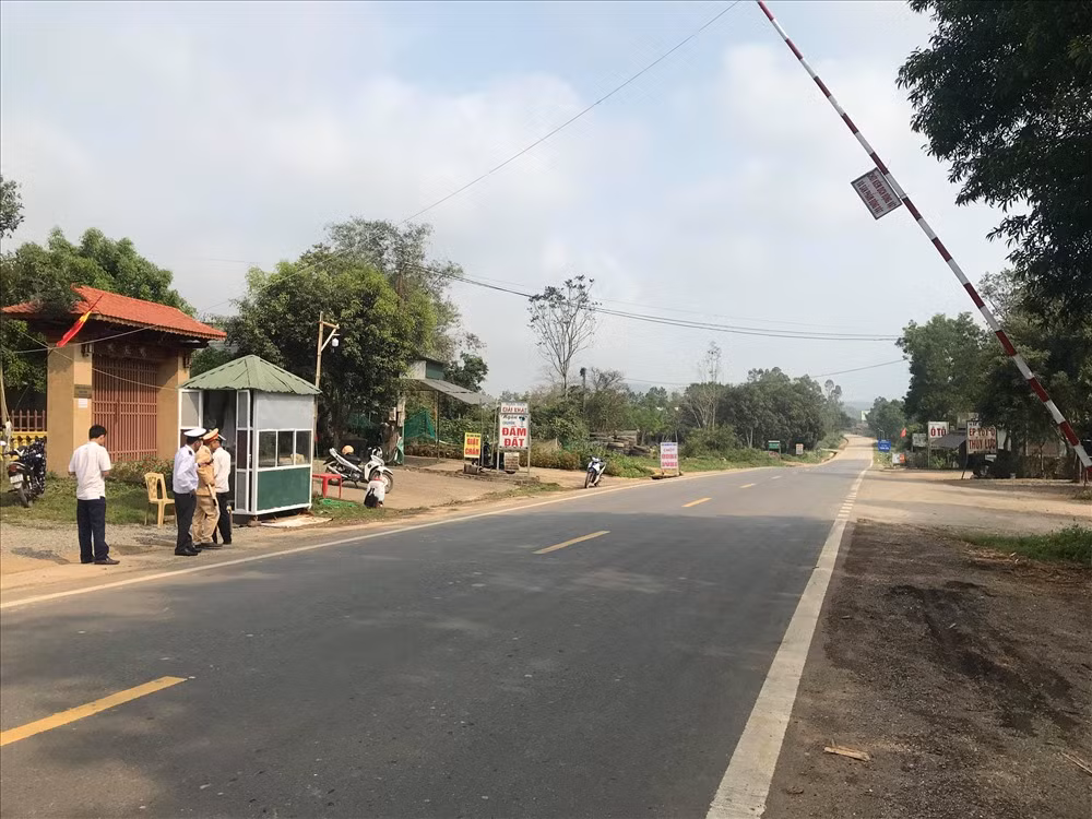 Vùng giáp ranh dịch tả lợn châu Phi, rốt ráo các phương án ngăn ngừa Vung giap ranh dich ta lon chau Phi, rot rao cac phuong an ngan ngua