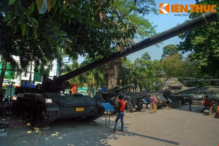 Một trong những vũ khí chiến lợi phẩm “khủng” nhất trên bộ là pháo tự hành M107 175mm mà VNCH đặt biệt danh là “vua chiến trường” vì tầm bắn, sức công phá của nó. Hiện loại này ta chủ yếu cất kho bảo quản lâu dài. Nguồn ảnh: