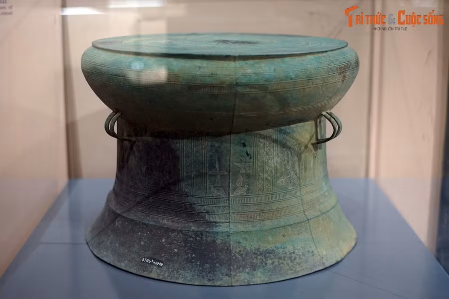 Trống đồng Đông Sơn, sưu tầm tại Gia Viễn, Ninh Bình, niên đại thế kỷ 2-1 TCN.