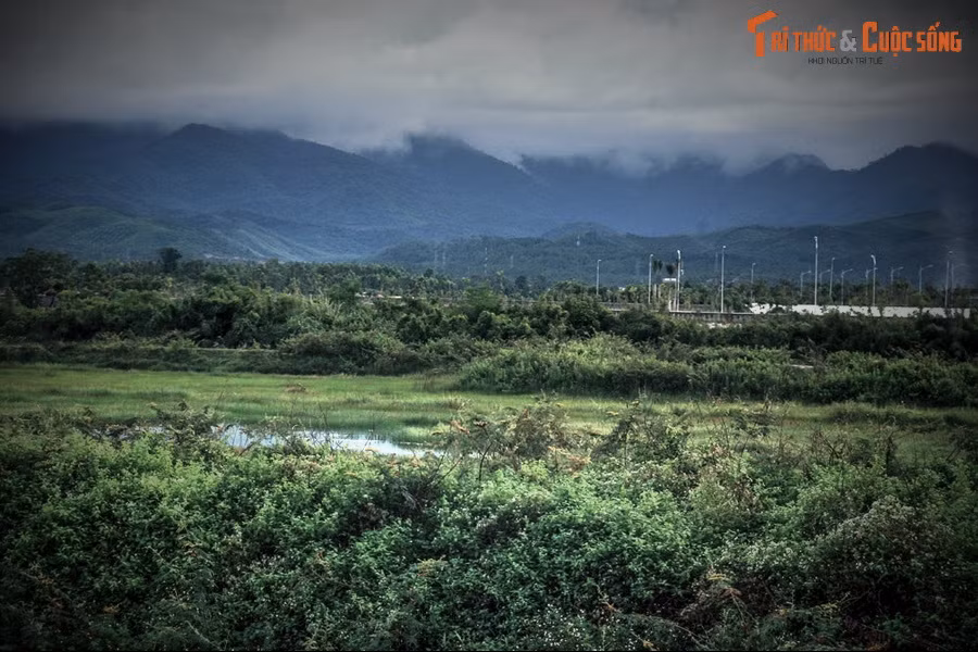 Kể từ đó công trình quân sự trứ danh bị bỏ hoang và hủy hoại bởi tác động của thiên nhiên cùng sự phá hoại của con người. Ngày nay, dấu tích còn lại của Lũy Thầy chỉ còn rải rác ở một số địa điểm trên mảnh đất Quảng Bình.