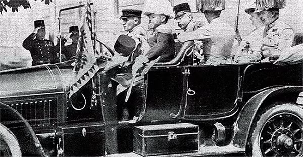 Vụ tai nạn cuối cùng liên quan đến chiếc siêu xe "ma ám" từng chở Thái tử Ferdinand liên quan đến nam tước người Romani.