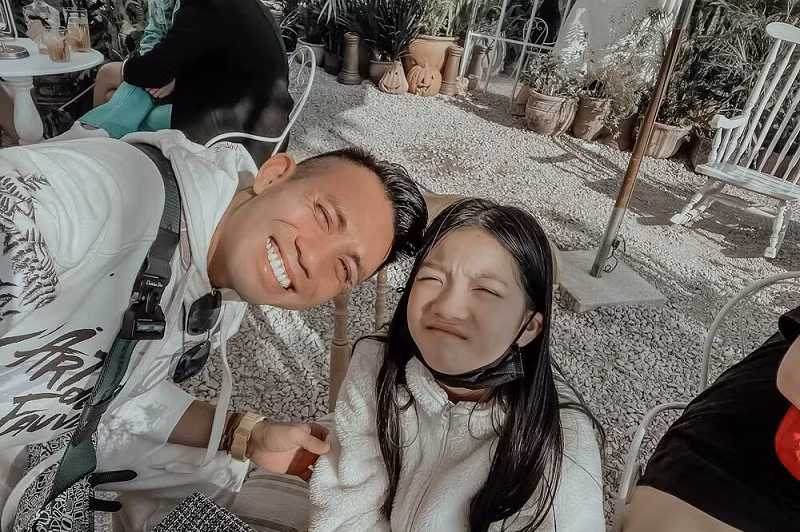 Được biết, hiện tại hai cô con gái út đang sống cùng vợ cả Minh Nhựa, còn rich kid đình đám Minh Anh đang ở cùng bố.