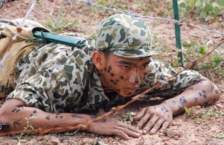 Trong thời gian chiến tranh chống Mỹ, Đặc công Việt Nam đã thực hiện một cuộc du kích chiến trường kỳ nhằm vào các cơ quan đầu não, các cơ sở trọng yếu, các cơ sở hậu cần quan trọng của quân đội Mỹ để tấn công.