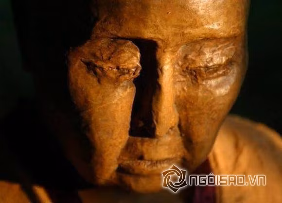 chính là một hiện tượng thực sự kỳ bí của khoa học mà dù thế nào thì cũng không ai hiểu vì sao cơ thể Dashi-Dorzho lại được bảo vệ tốt đến như vậy!