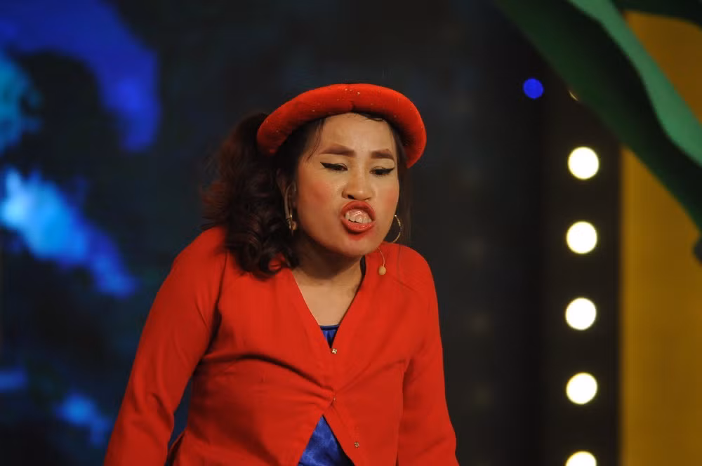 Le Thi Dan gay choang vi xau trong Dau truong tieu lam-Hinh-2