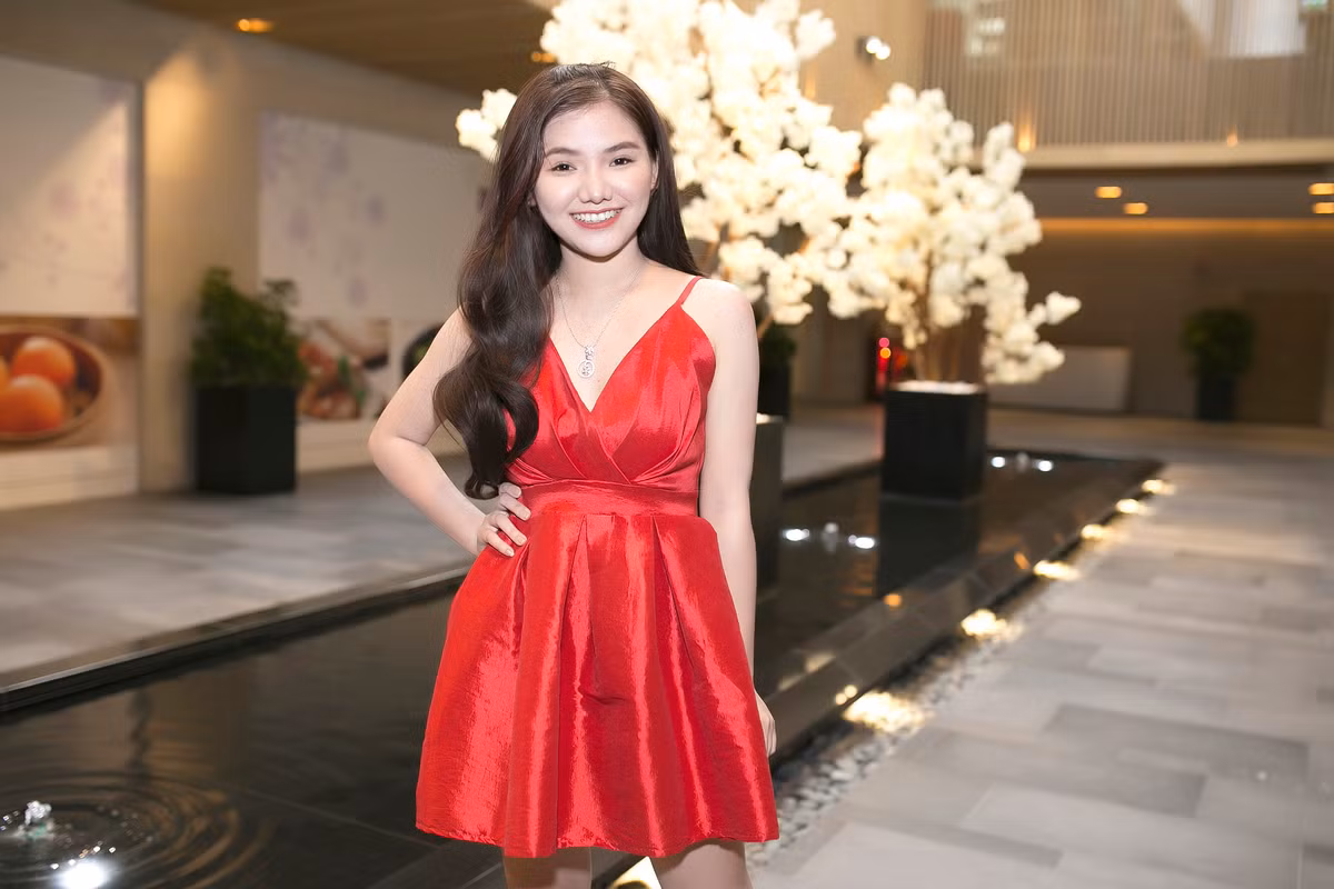 Cô bé 17 tuổi Minh Thư là nhân tố được quan tâm nhất chương trình The X Factor bởi giọng hát siêu ''khủng'' cùng cách xử lý tinh tế, tình cảm.