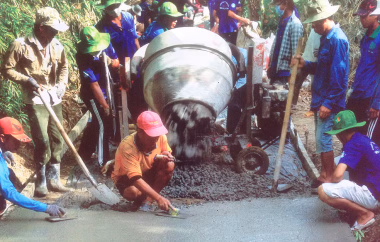 Chiến sĩ tình nguyện "Mùa hè xanh" là niềm tự hào của sinh viên, thanh niên thành phố mang tên Bác Hồ kính yêu.