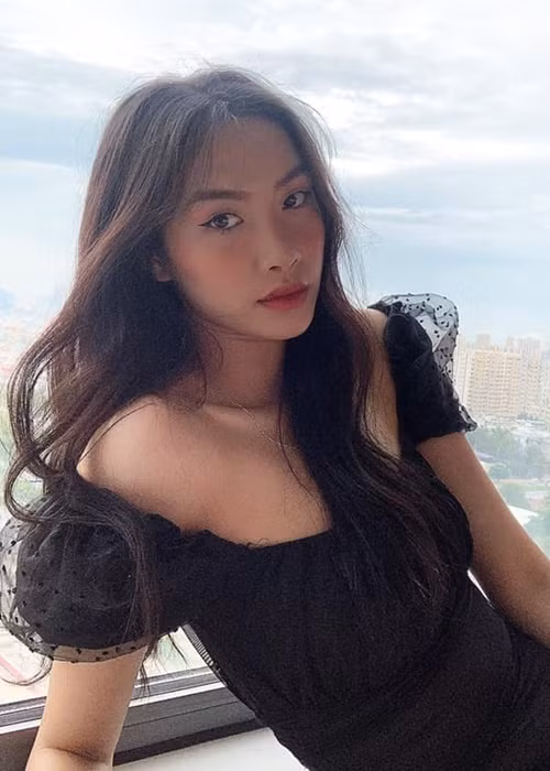 Nguyễn Oanh nay tự tin và bản lĩnh để đăng ký tham gia Hoa hậu Hoàn vũ Việt Nam.