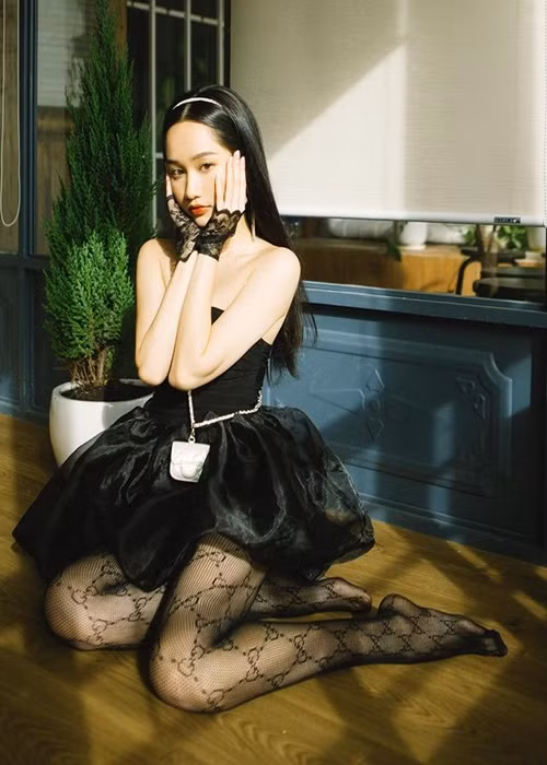 Phong cach ngay cang nong bong cua Truc Anh tu khi noi tieng