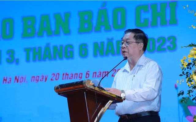 Báo chí thực sự trở thành cầu nối giữa Đảng, Nhà nước với nhân dân - Hình 3 Bao chi thuc su tro thanh cau noi giua Dang, Nha nuoc voi nhan dan-Hinh-3