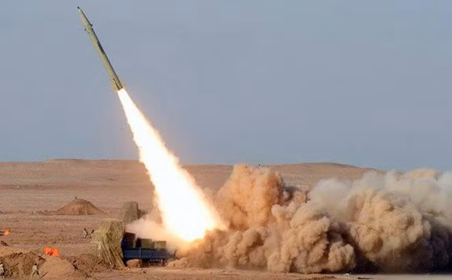 Việc Nga đề nghị bán hệ thống tên lửa phòng không cho Saudi Arabia dĩ nhiên sẽ bị coi là hành động thù địch với Iran và có thể khiến quan hệ với Tehran xấu đi.