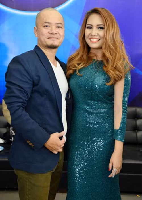 Quán quân Janice Phương đã hát tại các quán bar ở Hà Nội. Thời điểm này, cô gặp được người chồng tương lai - nhạc công Minh Khuê. (Ảnh: Người lao động)