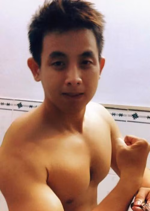 Nhung hot boy lot xac nho tap gym don tim dan mang-Hinh-4