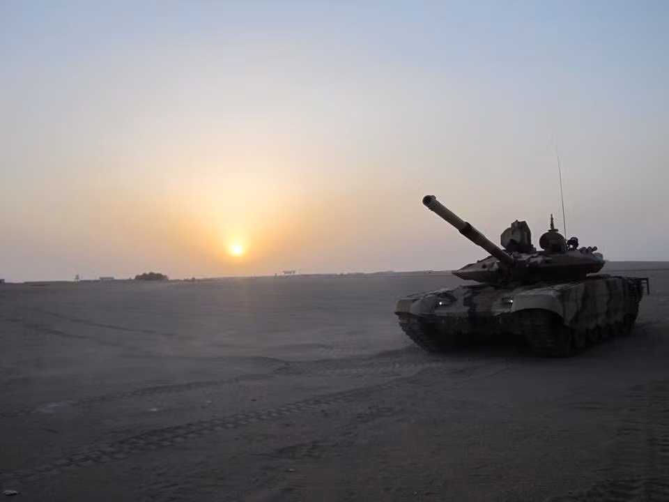 Việc đưa xe tăng T-90MS tới một quốc gia xa xôi để thử nghiệm cho thấy có khả năng rất cao rằng quốc gia này gần như đã gật đầu chấp thuận việc mua loại xe tăng chủ lực thế hệ mới này.