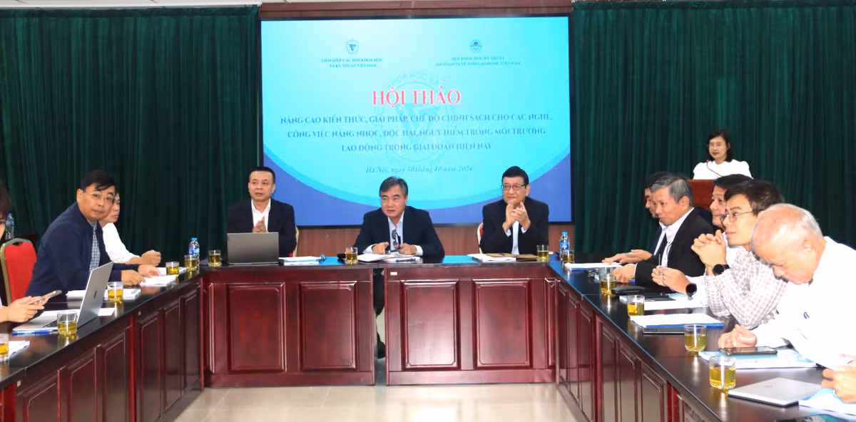 Nâng cao chế độ cho các nghề, công việc nặng nhọc - Hình 2 Nang cao che do cho cac nghe, cong viec nang nhoc-Hinh-2