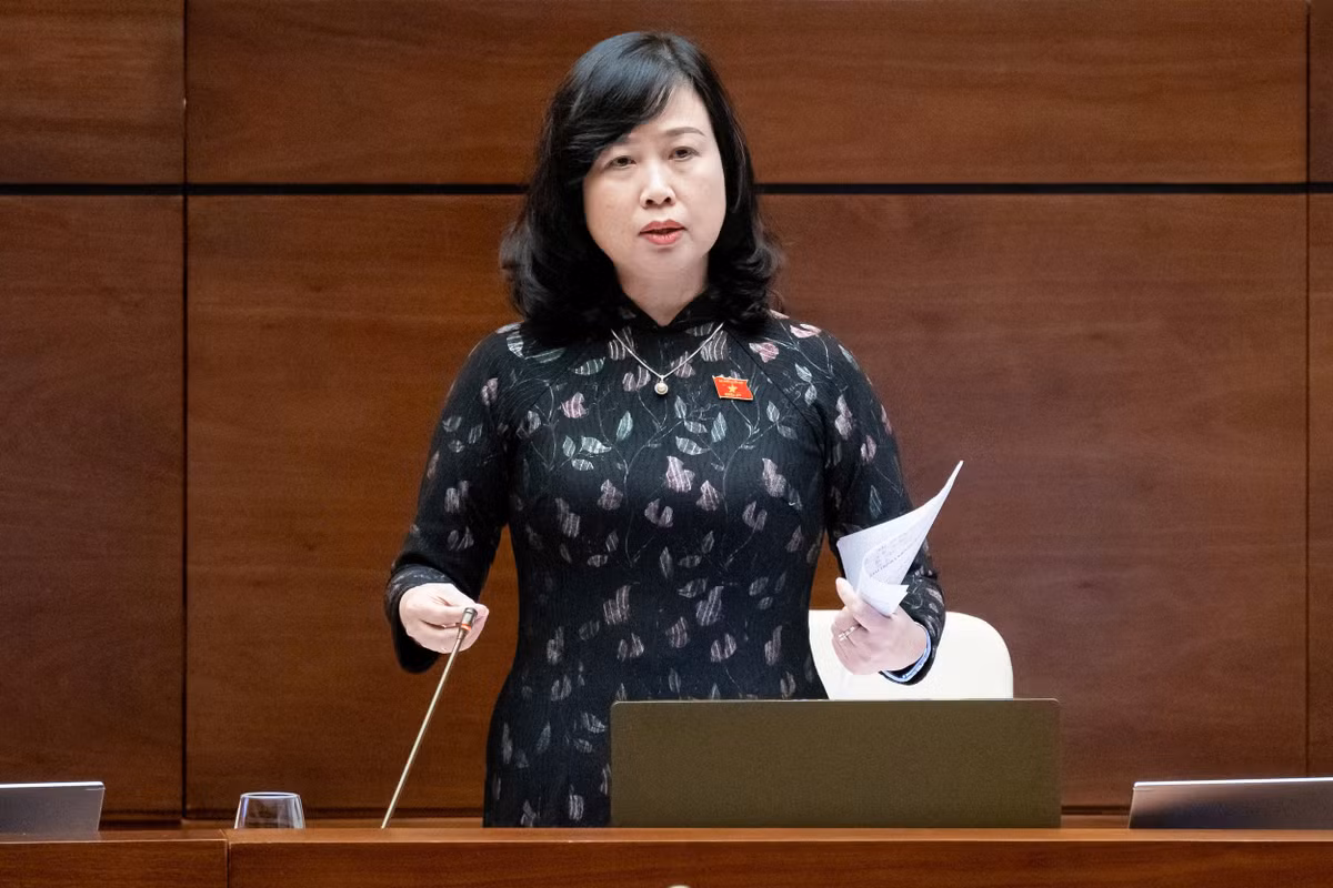 Bộ trưởng Đào Hồng Lan: Không quản lý giá thuốc như “thả gà ra đuổi” Bo truong Dao Hong Lan: Khong quan ly gia thuoc nhu “tha ga ra duoi”