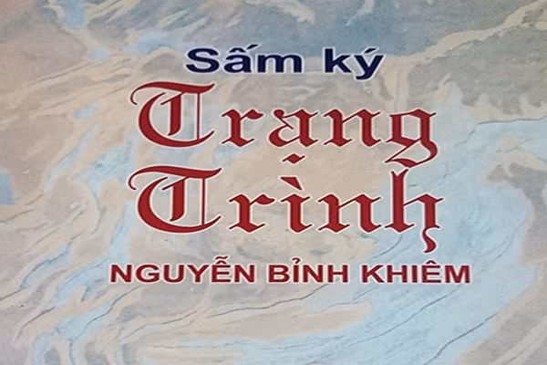 Ngoài ra, hiện nay, dân gian còn lưu hành nhiều câu sấm Trạng. Tuy vậy, theo các nhà nghiên cứu, "Sấm Trạng Trình" là một hiện tượng văn học cần phải được tìm hiểu và xác minh thêm. Không loại trừ khả năng nhiều câu sấm được người đời sau bổ sung.