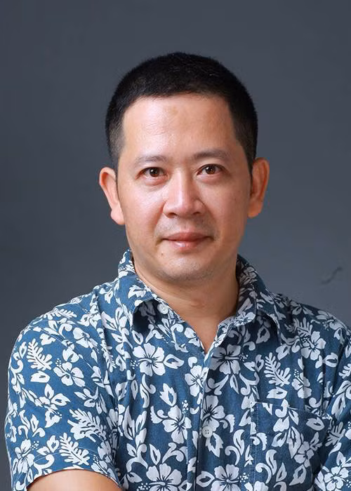 Dao dien “Nhung ngon nen trong dem” cung con chien dau voi ung thu