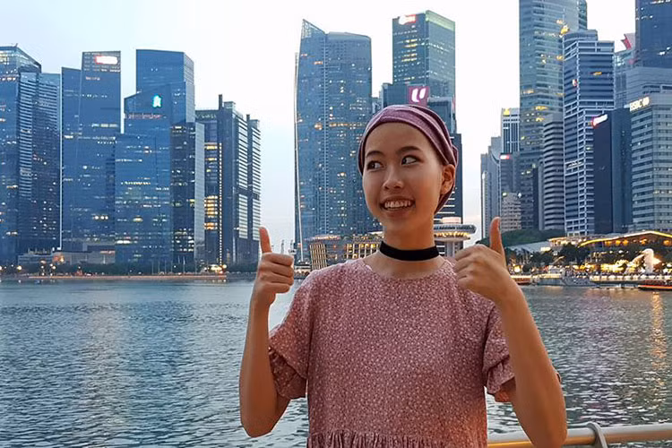 Qua loạt ảnh được chia sẻ, có thể thấy, cô con gái của đạo diễn Đỗ Đức Thành giữ được tinh thần lạc quan dù đang mắc bệnh ung thư quái ác.