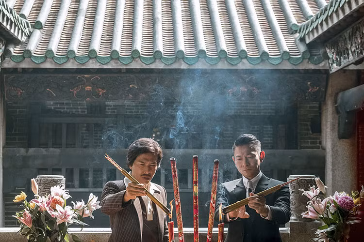 Chân Tử Đan đóng què, Lưu Đức Hoa vào vai cảnh sát Chan Tu Dan dong que, Luu Duc Hoa vao vai canh sat