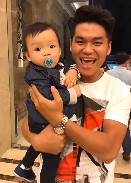 Sau đám cưới với Lê Phương, Trung Kiên nôn nóng có con, đặc biệt khi thấy các em nhỏ đáng yêu.