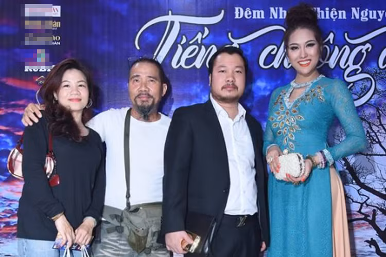 Phi Thanh Vân khẳng định cô yêu doanh nhân Triệu Văn Dương vì anh giỏi chứ không phải vì giàu. Nữ diễn viên phim “Cô gái xấu xí” cho hay cô đã là một doanh nhân nên khả năng tài chính vững vàng. Ảnh: Người đưa tin