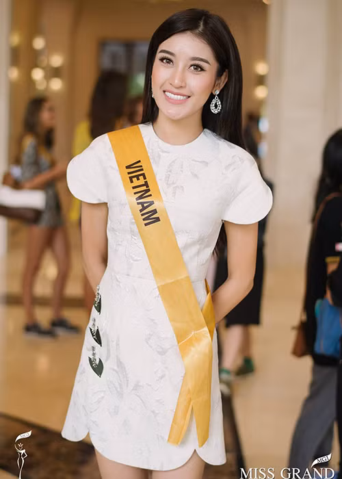 Đại diện Việt Nam được đánh giá ngày càng tỏa sáng tại Hoa hậu Hòa bình Thế giới 2017. Ảnh: BTC