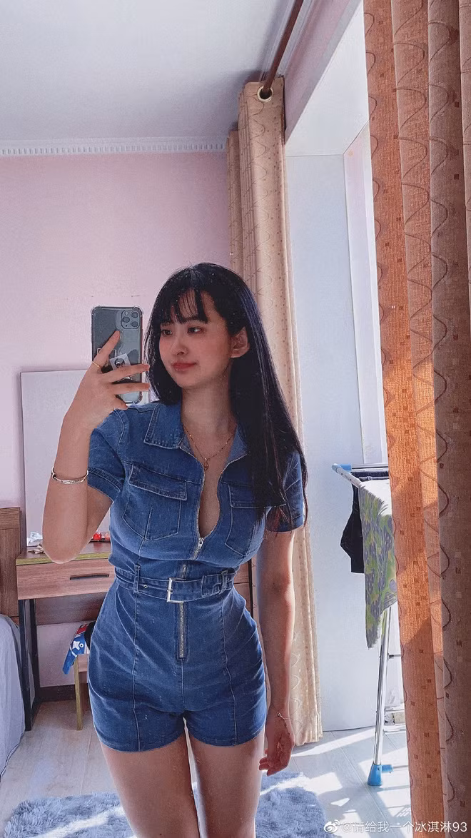 Dù mới nổi lên không lâu nhưng lượng người theo dõi trang cá nhân của cô gái này là không hề nhỏ.