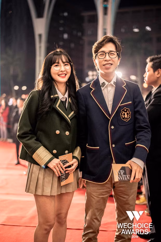 Mới đây, nữ streamer Ngân Sát Thủ đăng story kể chuyện dùng tài khoản ảo đi mua hàng online khiến nhiều người chú ý.