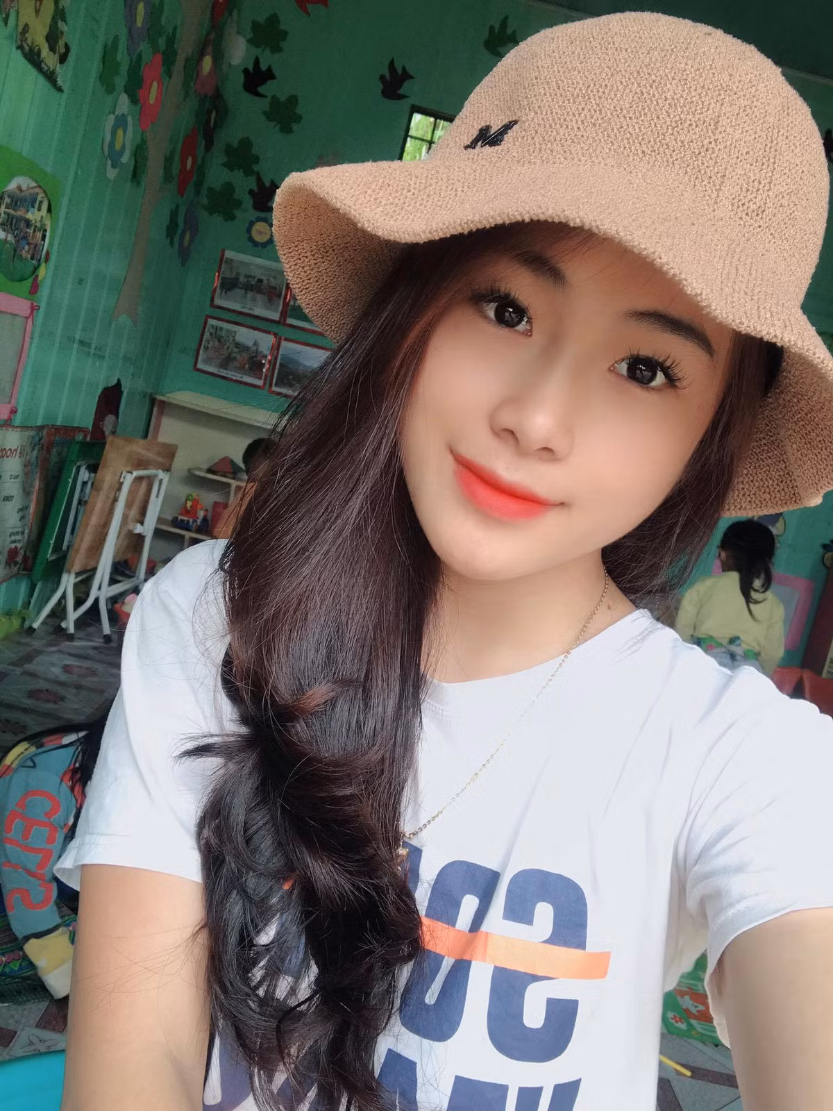 Trong tim cô giáo trẻ là ước mơ được mang ánh sáng, mang tri thức đến cho các em nhỏ vùng cao.