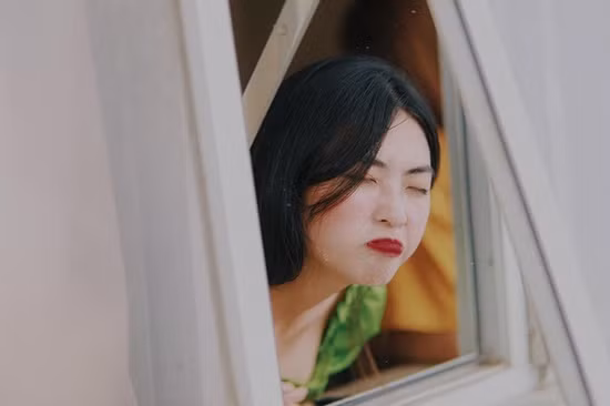 Cộng đồng mạng cũng dành cho Minh Trà không ít lời bình luận tích cực về nhan sắc cũng như phong cách thời trang.