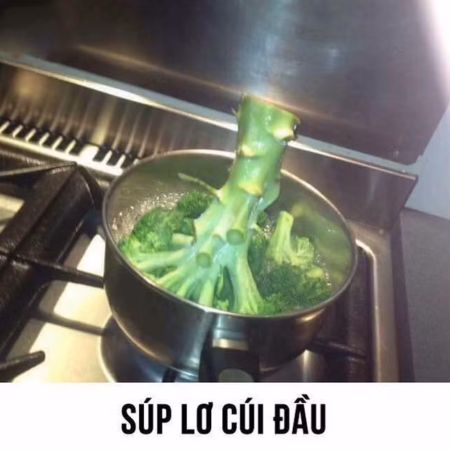 Canh súp lơ phiên bản nguyên cây này chắc chắn là của chị em trong hội ghét bếp.