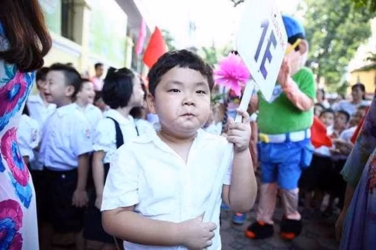 Hiện tại, Bi béo đã 11 tuổi, ngoại hình vẫn mũm mĩm và đáng yêu như xưa.