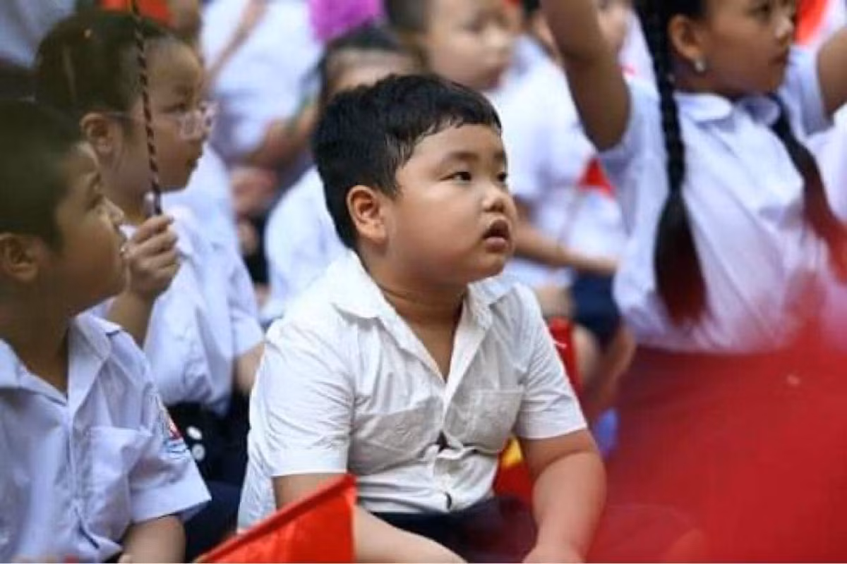 Trên trang Facebook, nghệ sĩ Xuân Bắc cũng thường xuyên chia sẻ những hình ảnh, câu chuyện hài hước về con trai.