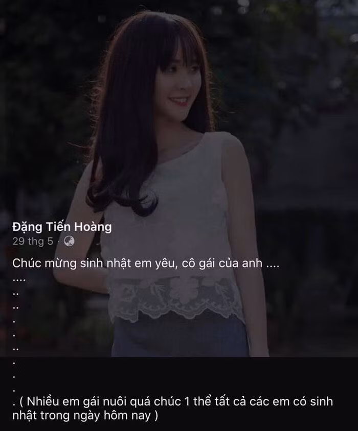 Tuy nhiên, trong những ngày này, Ngân Sát Thủ lại trở thành đối tượng bị cư dân mạng "bóc phốt". Theo đó, cô cho rằng bạn trai khong quan tâm nhưng thực tế ViruSs cũng nhiều lần thể hiện tình cảm với cô qua những lần stream, đăng ảnh trên trang cá nhân. Anh vẫn dành cho cô những lời nói ngọt ngào như: "Streamer nữ của anh", "Em yêu", "Cô gái của anh"…