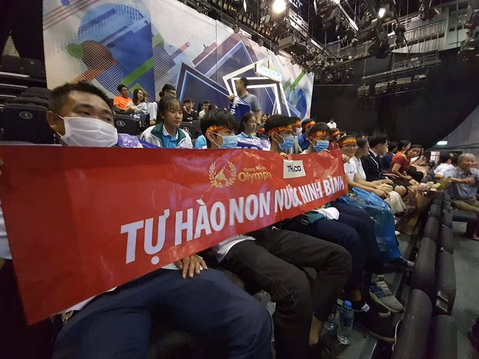 Sau 3 vòng thi, vị trí của đoàn leo núi đã có những sự thay đổi. Dẫn đầu là thí sinh nữ duy nhất Thu Hằng với 240 điểm. Ở vị trí thứ 2 là Quốc Anh với 190 điểm. Theo sau vị trí thứ 3 là Dũng Trí được 130 điểm. Và cuối cùng là nam sinh Tuấn Kiệt với 100 điểm.