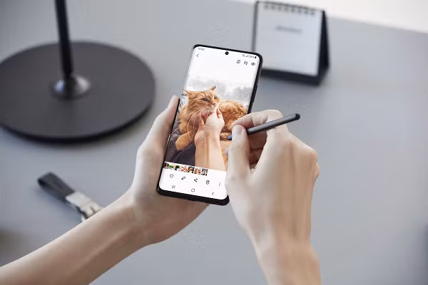 Trải nghiệm 5G không chỉ nằm ở việc tương thích với tần số địa phương, mà còn phụ thuộc đáng kể vào hiệu năng của thiết bị.