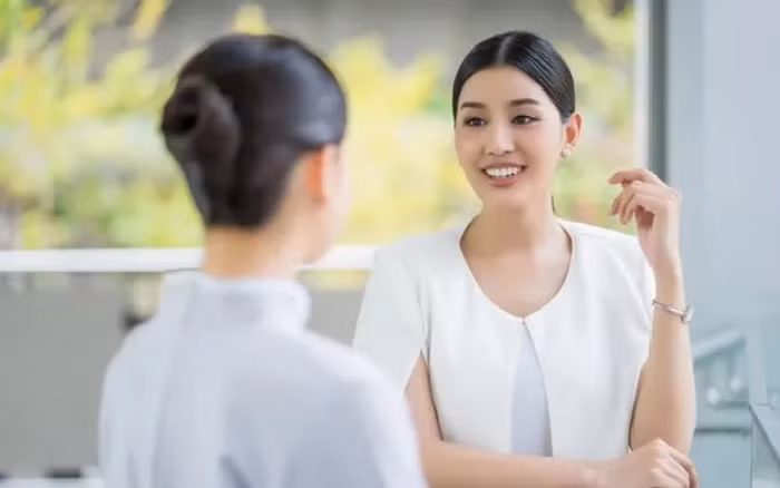 Tôi choáng váng khi biết bố chồng trả thêm lương cho chị giúp việc Toi choang vang khi biet bo chong tra them luong cho chi giup viec