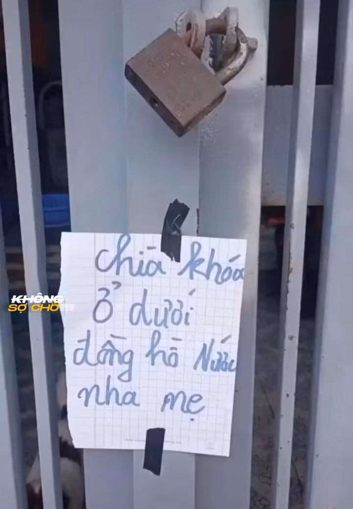 Cách con trai nghĩ ra "cao kiến" để lại chìa khóa nhà cho mẹ.