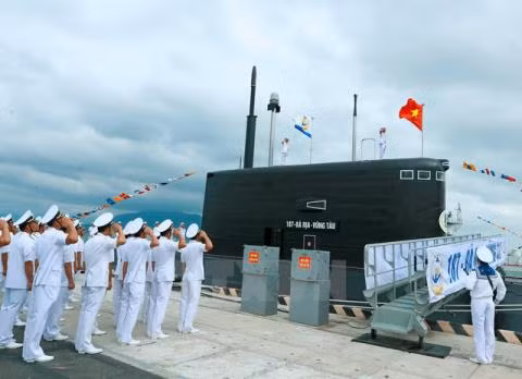 Trong quá khứ, Indonesia từng là lực lượng sở hữu nhiều tàu ngầm nhất Đông Nam Á với 12 chiếc trong biên chế. Tuy nhiên sau này các tàu ngầm của Indonesia đã bị cho về hưu hết vì quá cũ. Nguồn ảnh: TTXVN.