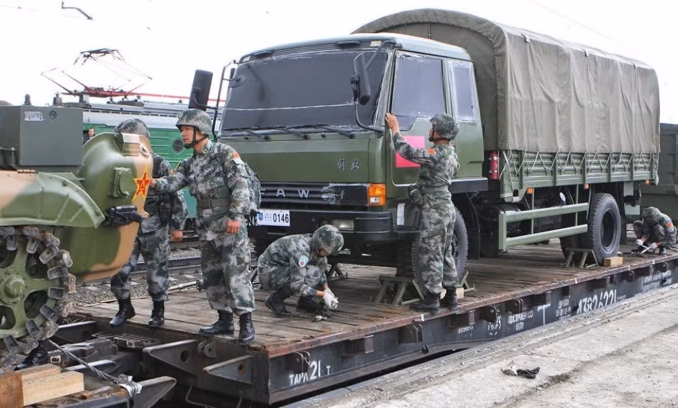 Cụ thể, dựa vào độ bền của các loại vũ khí do Trung Quốc sản xuất, có thể khẳng định rằng chất lượng của những vũ khí này không thể tốt như các loại vũ khí hiện đại do châu Âu và Mỹ hiện đang xuất khẩu. Nguồn ảnh: Xinhuan.