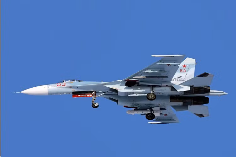 Nga đã bố trí rất nhiều khí tài hiện đại đến Syria, tuy nhiên sự xuất hiện của Su-27SM3 mới là điều thu hút sự quan tâm nhất của các bên tham chiến.