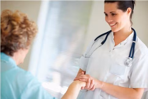 Điều dưỡng. Các bác sỹ và y tá phải tiếp xúc và đối phó với rất nhiều loại bệnh. Và nếu như làm việc lâu dài trong môi trường đầy vi khuẩn và bệnh tật thì hệ thống miễn dịch của bạn cũng bị ảnh hưởng.