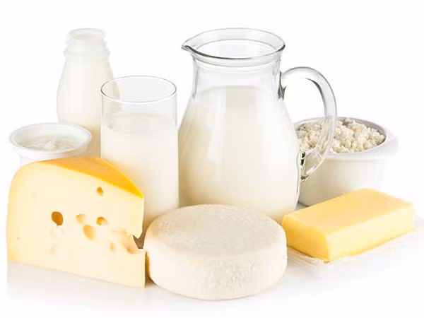 Hạn chế các sản phẩm từ sữa. Những người hút thuốc hãy hạn chế các sản phẩm từ sữa để giúp cơ thể lọc bỏ hết độc tố trong quá trình tự làm sạch phổi.