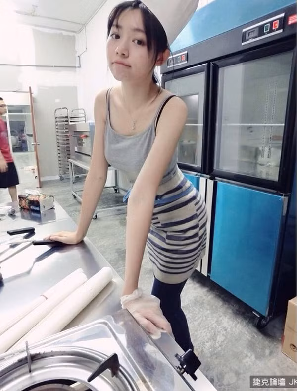 Trẻ tuổi hơn nhưng Ming Chen cũng có số lượng fan khủng không hề thua kém cô chị Brandy Akiko. 
