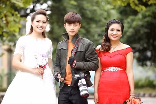 Bất ngờ nổi tiếng vì phong cách không đụng hàng, mới đây Nguyễn Đình An còn được một vài blog, website nước ngoài viết bài phản ánh, khen ngợi. Bản thân Đình An rất vui về điều này nhưng anh cho biết hoàn toàn không muốn mình trở thành trò cười trong mắt mọi người.