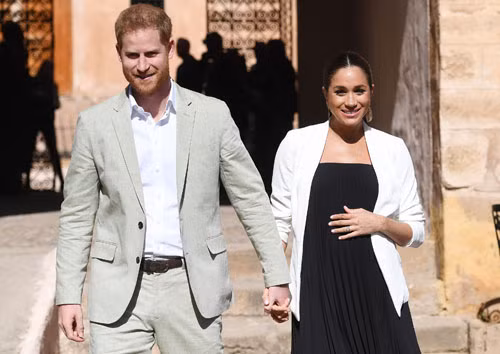 Tên của con trai Hoàng tử Harry chưa được tiết lộ. Theo Hoàng tử Harry, tên của em bé sẽ được Hoàng gia Anh thông báo trong vài ngày tới.